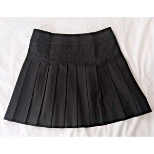 Women's J Crew Pleated Black Mini Skirt Size 10 Classic Design Lined All Seasons